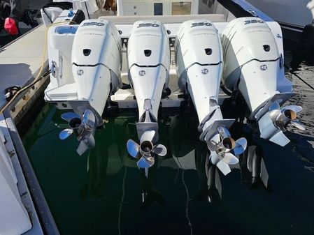 Boston Whaler 420 Outrage image