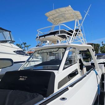 Boston Whaler 420 Outrage image