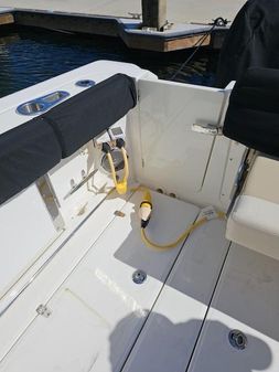 Boston Whaler 420 Outrage image