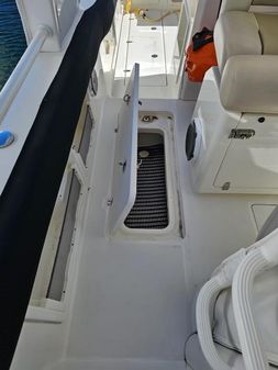 Boston Whaler 420 Outrage image