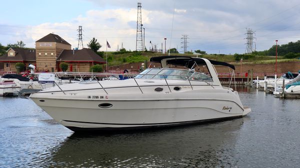 Rinker 342 Fiesta Vee 