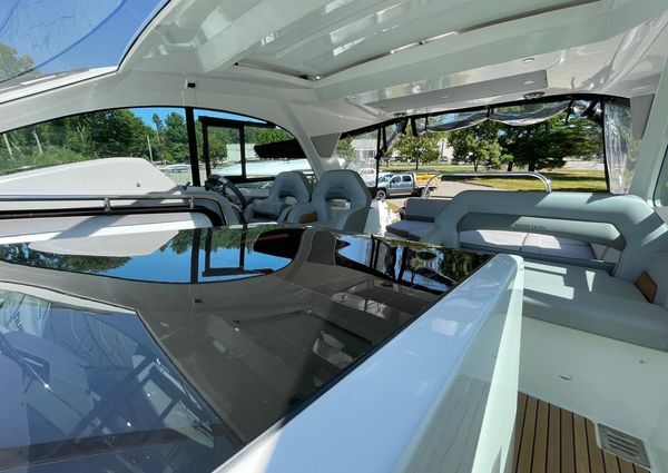 Beneteau GRAN-TURISMO-32 image