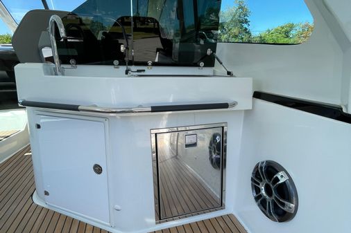 Beneteau GRAN-TURISMO-32 image