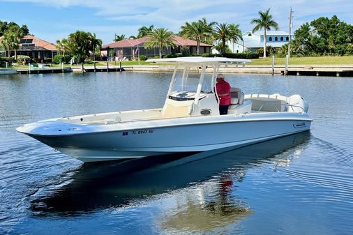 Boston Whaler 270 Dauntless image