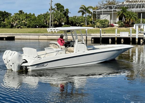 Boston Whaler 270 Dauntless image