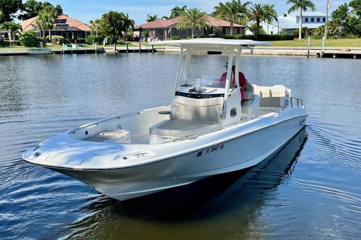 Boston Whaler 270 Dauntless image