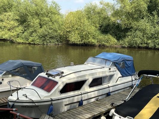 Buckingham 25-CRUISER-BOAT - main image