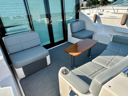 Tiara-yachts 44-COUPE image