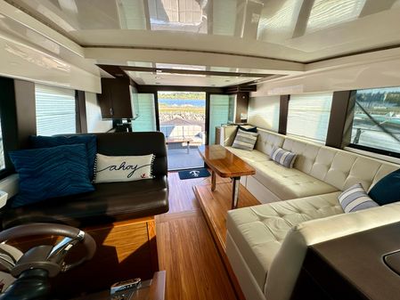 Tiara-yachts 44-COUPE image