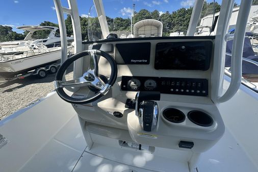 Boston Whaler 210 Dauntless image