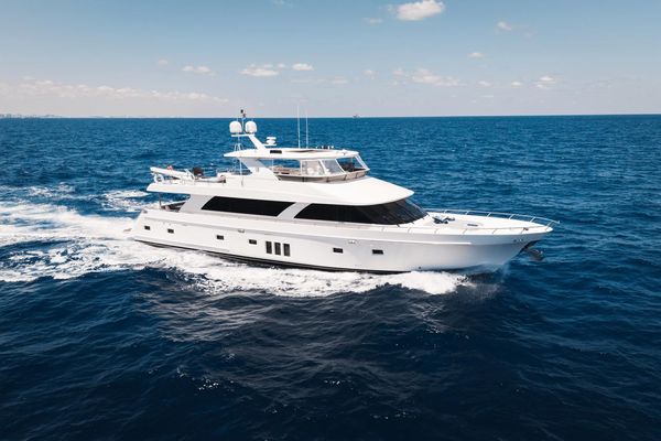 Ocean Alexander 85E - main image