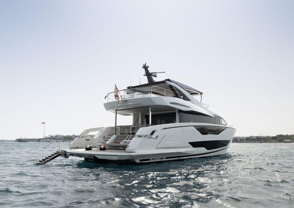 Sunseeker 90 Ocean image