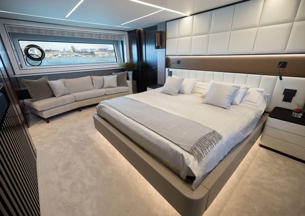 Sunseeker 90 Ocean image