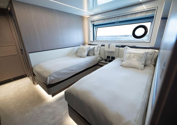 Sunseeker 90 Ocean image