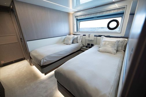 Sunseeker 90 Ocean image