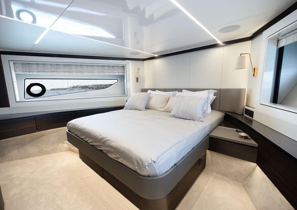 Sunseeker 90 Ocean image