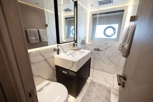 Sunseeker 90 Ocean image