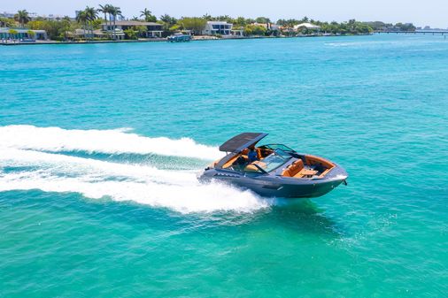 Cruisers-yachts 338-SOUTH-BEACH-EDITION-BOW-RIDER image