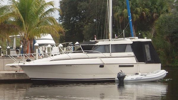 Silverton 31 Convertible
