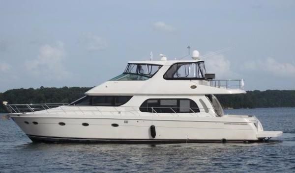 Carver 56 Voyager PH - main image