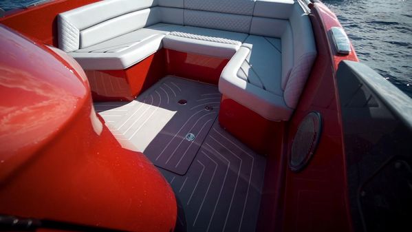 Sunseeker Hawk 38 image