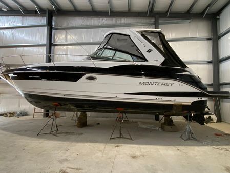 Monterey 355 Sport Yacht image