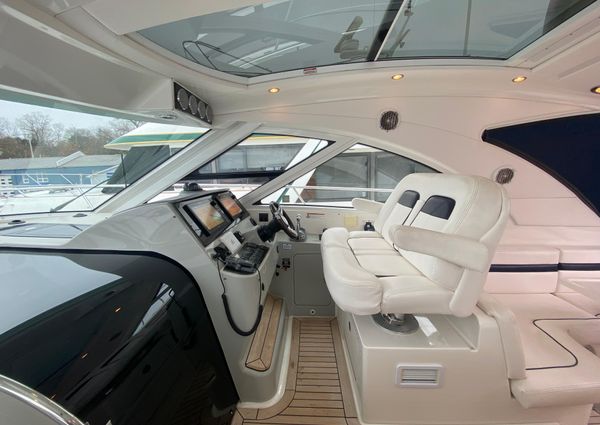 Sea Ray 470 Sundancer image