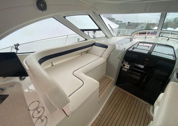 Sea Ray 470 Sundancer image