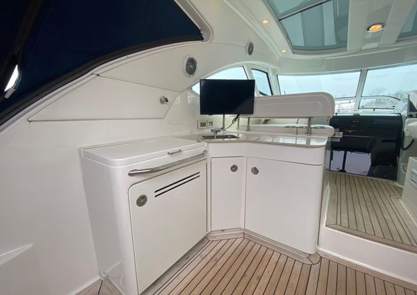 Sea Ray 470 Sundancer image