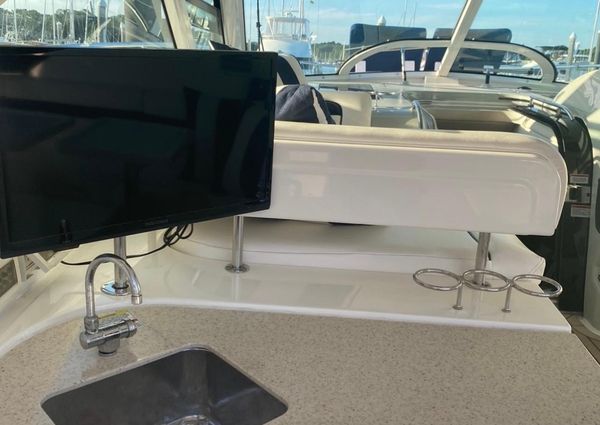 Sea Ray 470 Sundancer image