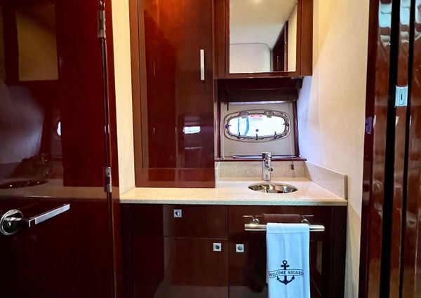 Sea Ray 470 Sundancer image