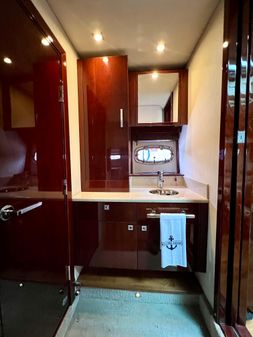 Sea Ray 470 Sundancer image