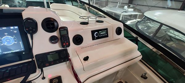 Sea Ray 52 Sedan Bridge image