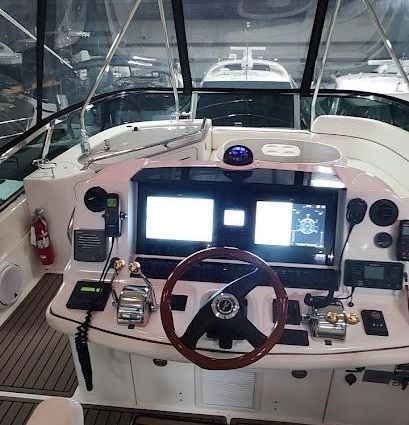 Sea Ray 52 Sedan Bridge image