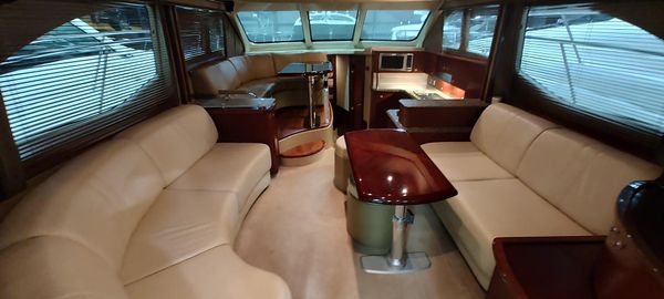 Sea Ray 52 Sedan Bridge image