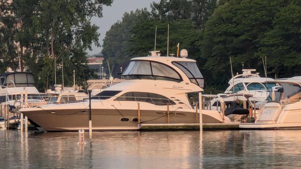 Sea Ray 52 Sedan Bridge 