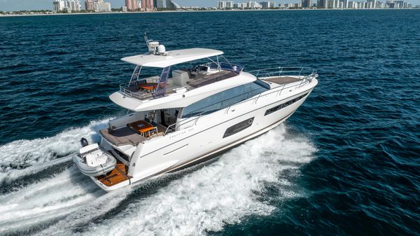 Prestige 55 Flybridge 