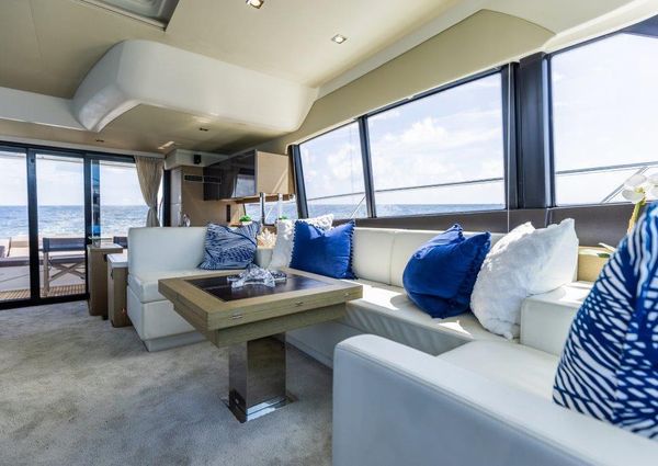 Prestige 55 Flybridge image