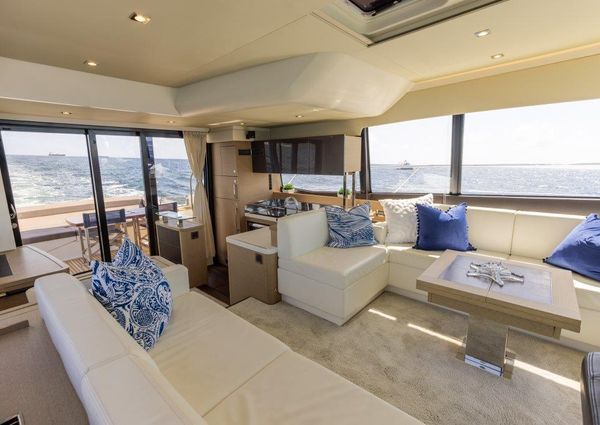 Prestige 55 Flybridge image