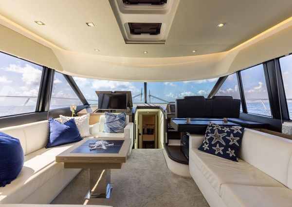 Prestige 55 Flybridge image