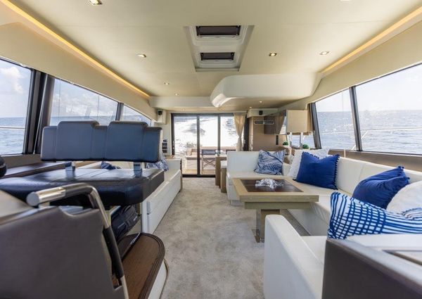 Prestige 55 Flybridge image