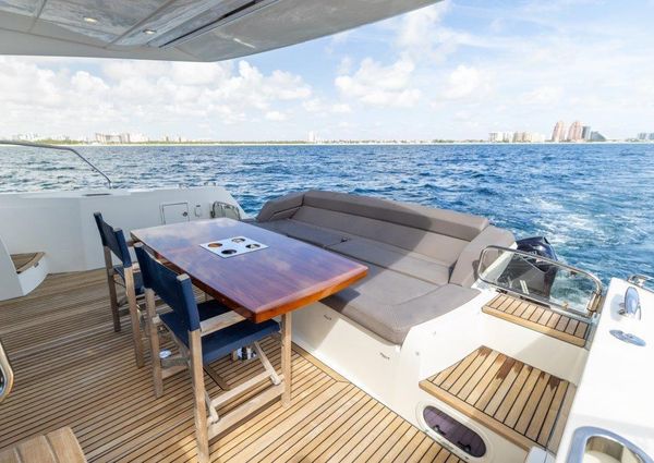 Prestige 55 Flybridge image