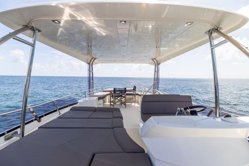 Prestige 55 Flybridge image