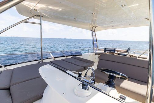 Prestige 55 Flybridge image