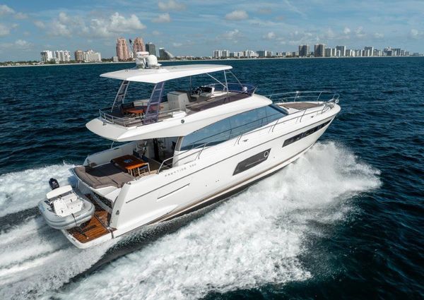 Prestige 55 Flybridge image