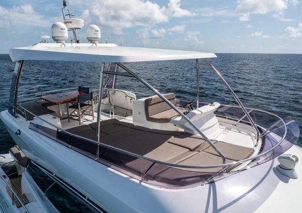 Prestige 55 Flybridge image