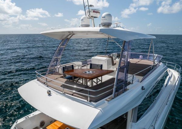 Prestige 55 Flybridge image