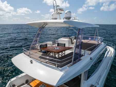 Prestige 55 Flybridge image