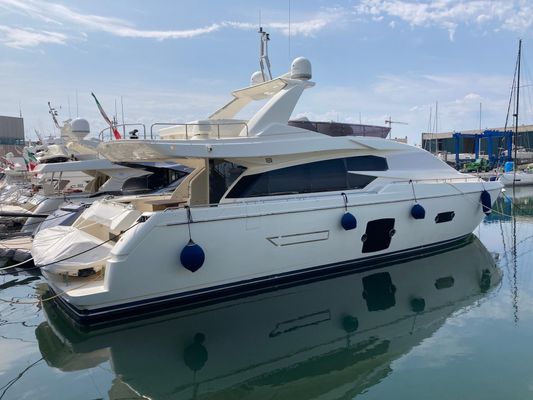 Ferretti Yachts Ferretti 720 - main image