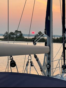 Catalina 445 image
